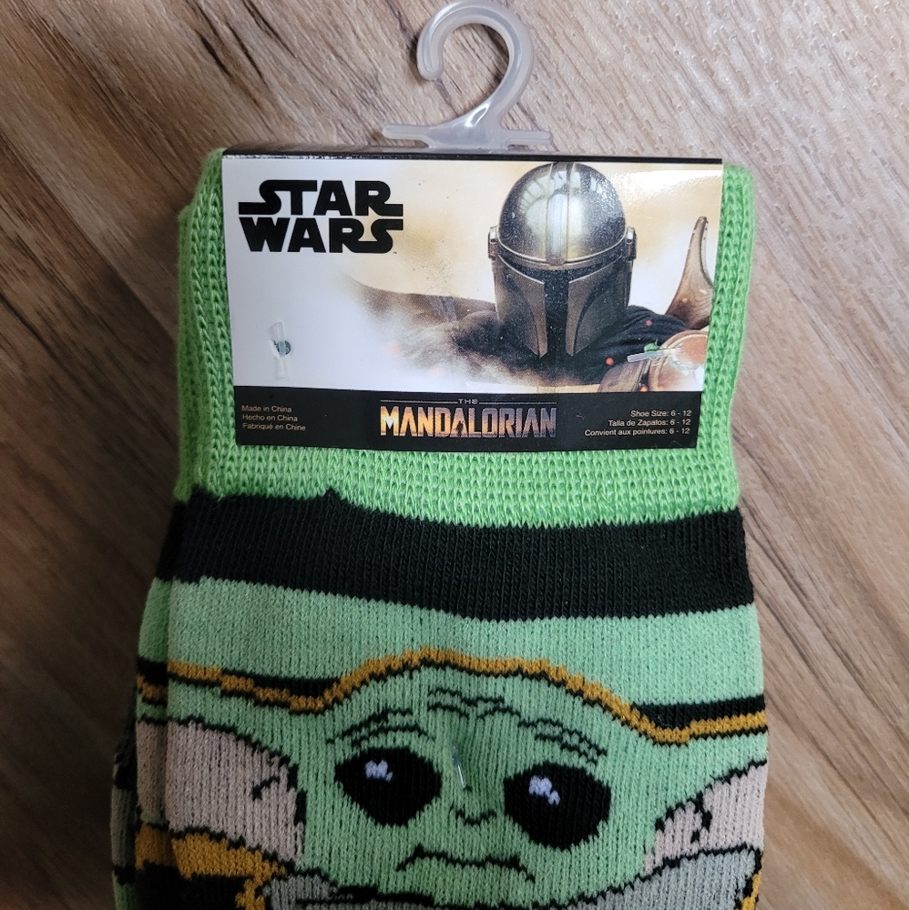 2 Pair of Men's 6-12 Star Wars Mandandrian Socks